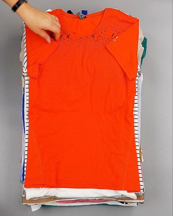 Фотография  766 - Cream Футболки поло женские#25 кг оптом в Петропавловске-Камчатском и Камчатском крае