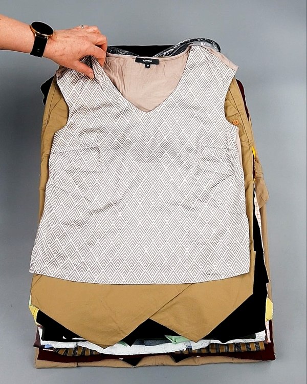 Фотография  402 - DK, Bestseller + Summer mix#15 кг оптом в Петропавловске-Камчатском и Камчатском крае