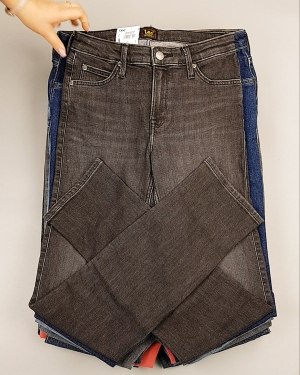 Фотография 865 - Джинсы LEE м/ж#7,9 кг, ЛОТ №7032 оптом в Петропавловске-Камчатском и Камчатском крае