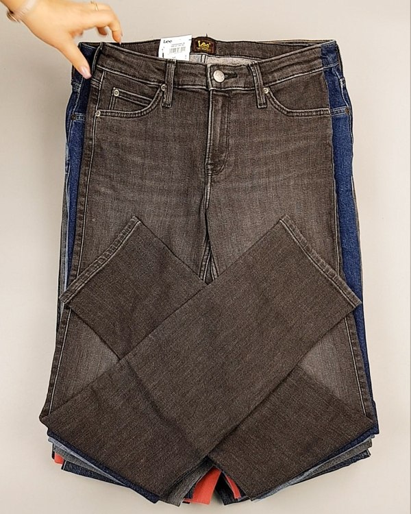 Фотография  841 - Джинсы LEE м/ж#7,9 кг, ЛОТ №7032 оптом в Петропавловске-Камчатском и Камчатском крае