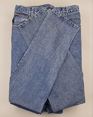 Купить Джинсы CALVIN KLEIN муж #7,6 кг, ЛОТ №7021 оптом в Петропавловске-Камчатском и Камчатском крае