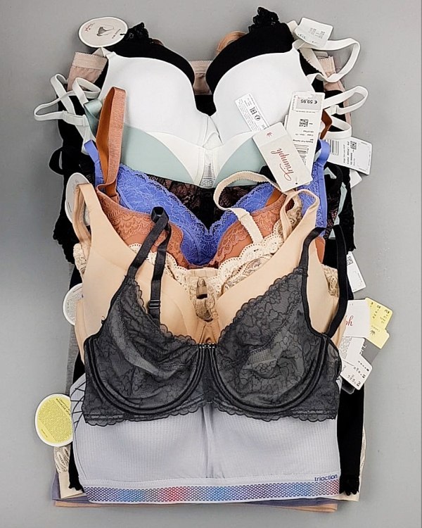 Фотография  568 - Нижнее белье TRIUMPH 104#33 шт, ЛОТ №7136 оптом в Петропавловске-Камчатском и Камчатском крае