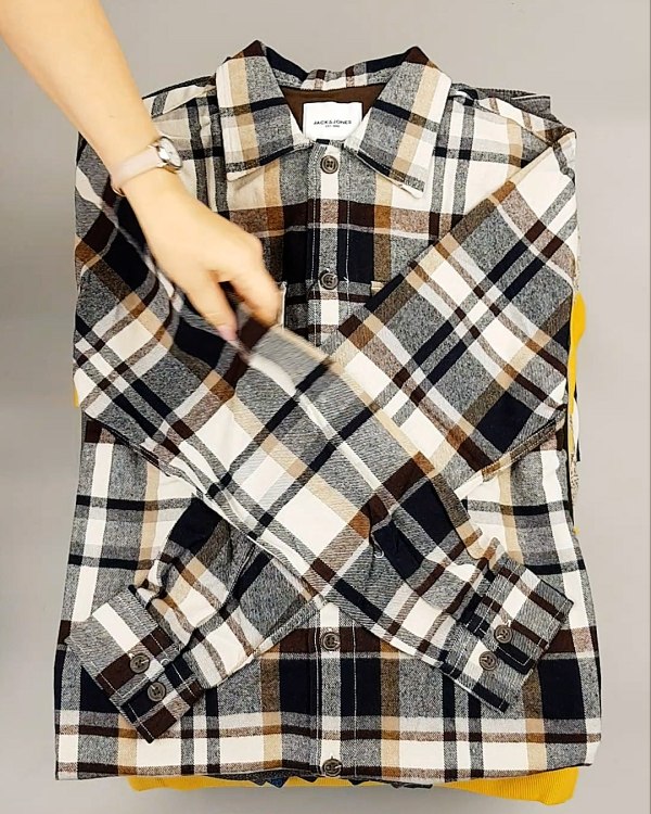 Фотография  347 - JACK JONES men mix 104#18 кг, ЛОТ №7044 оптом в Петропавловске-Камчатском и Камчатском крае