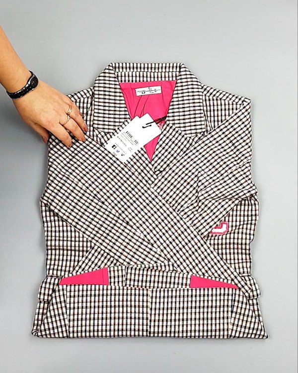 Фотография  715 - TO BE TOO Kids 114#5 кг, ЛОТ №7296 оптом в Петропавловске-Камчатском и Камчатском крае