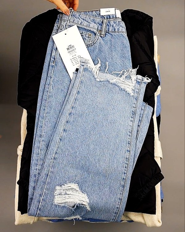 Фотография  253 - Bestseller Winter В mix 114#15 кг, ЛОТ №7372 оптом в Петропавловске-Камчатском и Камчатском крае