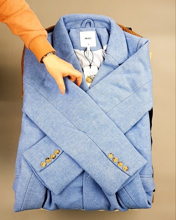 Фотография  831 - Bestseller Winter В mix 114#15 кг, ЛОТ №7372 оптом в Петропавловске-Камчатском и Камчатском крае