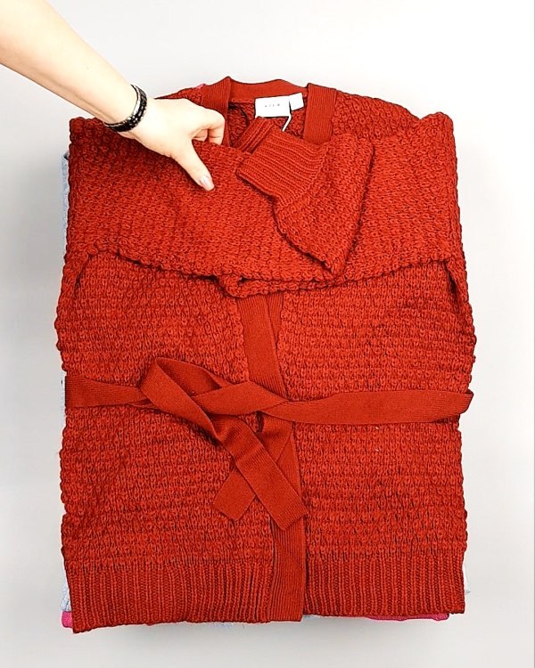 Фотография  444 - Кардиганы VILA W 104#7 кг, ЛОТ №7384 оптом в Петропавловске-Камчатском и Камчатском крае