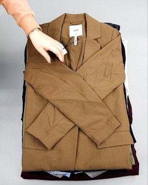 Фотография  944 - Bestseller Winter В mix 114#15 кг, ЛОТ №7375 оптом в Петропавловске-Камчатском и Камчатском крае