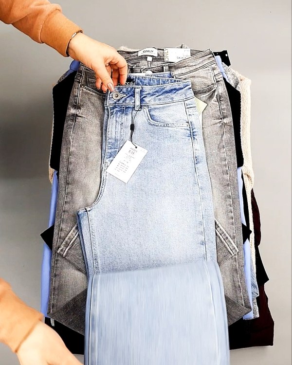 Фотография  940 - Bestseller Winter В mix 114#15 кг, ЛОТ №7375 оптом в Петропавловске-Камчатском и Камчатском крае