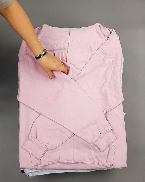 Фотография  229 - Толстовки м/ж (Sweat Tops)#20 кг, ЛОТ №7435 оптом в Петропавловске-Камчатском и Камчатском крае