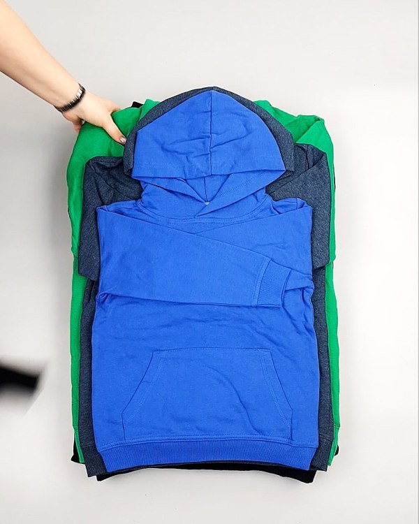 Фотография  305 - Толстовки м/ж (Sweat Tops)#20 кг, ЛОТ №7431 оптом в Петропавловске-Камчатском и Камчатском крае