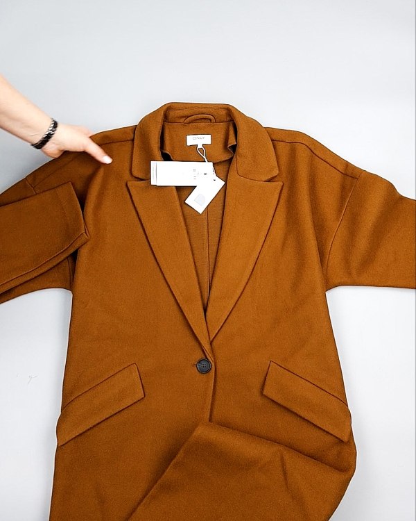 Фотография  810 - Пальто Bestseller 104#10,75 кг, ЛОТ №7561 оптом в Петропавловске-Камчатском и Камчатском крае