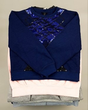 Купить SWEATSHIRT CAN 084#10 кг, ЛОТ №7617 оптом в Петропавловске-Камчатском и Камчатском крае