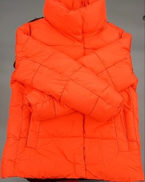 Купить Верхняя одежда AMAZON жен 015#10 кг, ЛОТ №7712 оптом в Петропавловске-Камчатском и Камчатском крае