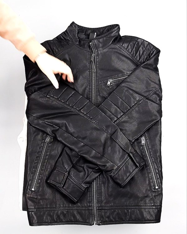 Фотография  303 - Верхняя одежда весна TOM TAILOR 124#7,1 кг, ЛОТ №7580 оптом в Петропавловске-Камчатском и Камчатском крае