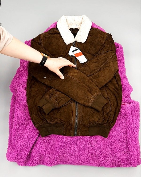 Фотография  637 - Верхняя одежда м/ж C&A 025#10 кг оптом в Петропавловске-Камчатском и Камчатском крае