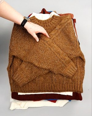 Фотография  314 - Джемпера СТОК CAN 084#7 кг, ЛОТ №7651 оптом в Петропавловске-Камчатском и Камчатском крае