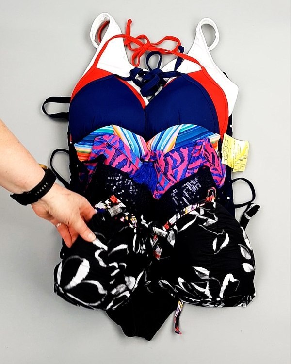 Фотография  420 - Купальники СТОК CAN 124#5 кг, ЛОТ №7690 оптом в Петропавловске-Камчатском и Камчатском крае