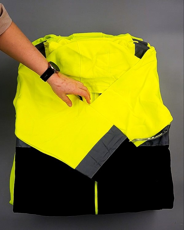 Фотография  746 - FILA CAN 084#7 кг, ЛОТ №7631 оптом в Петропавловске-Камчатском и Камчатском крае