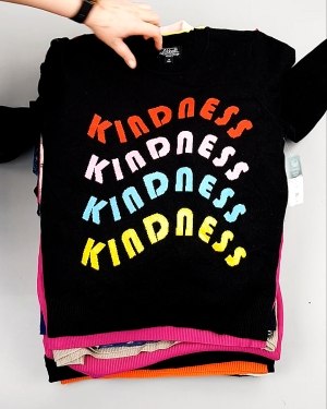 Купить Джемпера легкие СТОК CAN 084#7 кг, ЛОТ №7633 оптом в Петропавловске-Камчатском и Камчатском крае