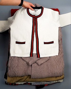 Фотография  648 - Кардиганы СТОК CAN 084#7 кг, ЛОТ №7672 оптом в Петропавловске-Камчатском и Камчатском крае