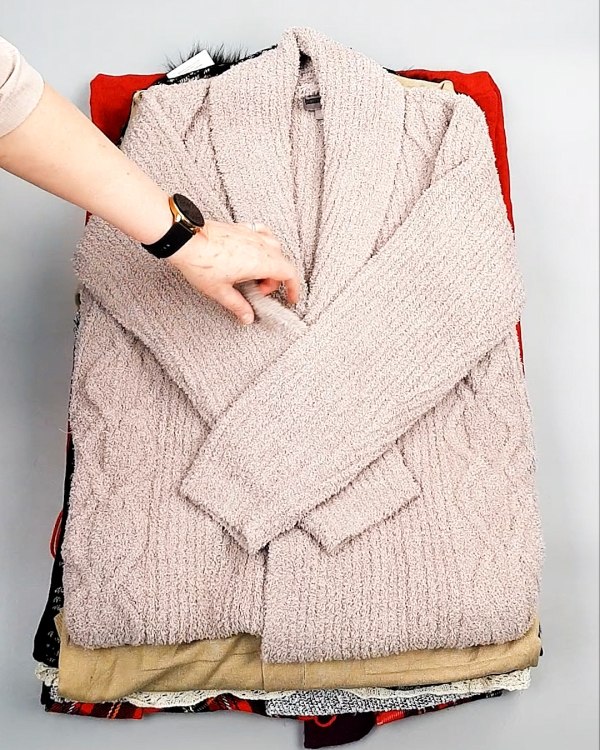 Фотография  591 - Кардиганы СТОК CAN 084#7 кг, ЛОТ №7672 оптом в Петропавловске-Камчатском и Камчатском крае