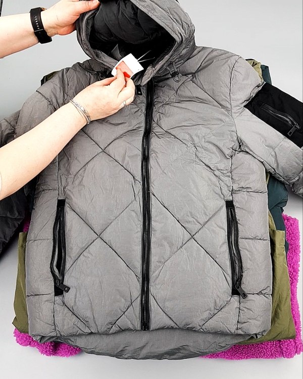 Фотография  787 - Верхняя одежда м/ж C&A 025#10 кг оптом в Петропавловске-Камчатском и Камчатском крае