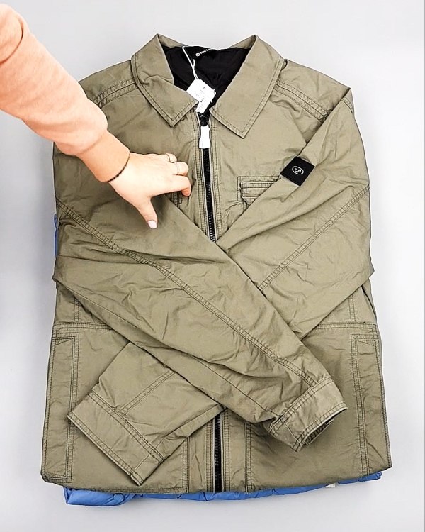 Фотография  554 - Верхняя одежда весна TOM TAILOR 124#7,8 кг, ЛОТ №7581 оптом в Петропавловске-Камчатском и Камчатском крае