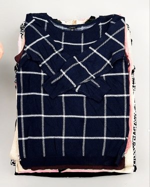 Купить Джемпера легкие СТОК CAN 084#7 кг, ЛОТ №7632 оптом в Петропавловске-Камчатском и Камчатском крае