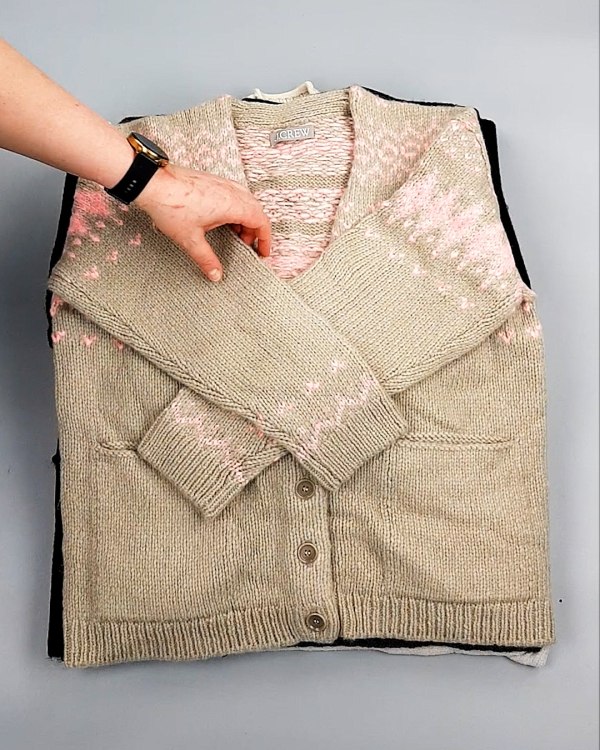 Фотография  787 - Джемпера СТОК CAN 084#7 кг, ЛОТ №7649 оптом в Петропавловске-Камчатском и Камчатском крае