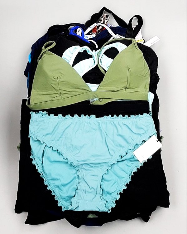 Фотография  379 - Купальники AMAZON жен 015#4 кг, ЛОТ №7797 оптом в Петропавловске-Камчатском и Камчатском крае