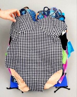 Фотография  324 - Купальники СТОК CAN 124#5 кг, ЛОТ №7689 оптом в Петропавловске-Камчатском и Камчатском крае