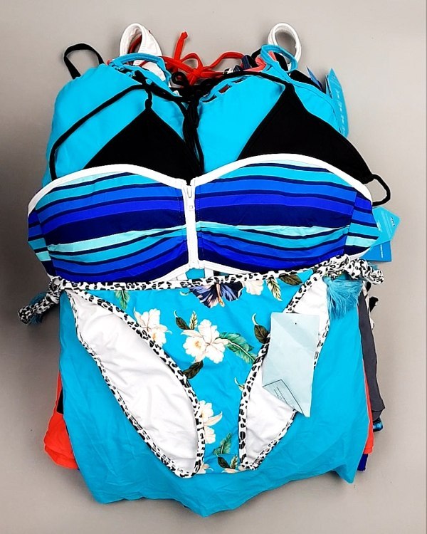 Фотография  263 - Купальники СТОК CAN 124#5 кг, ЛОТ №7690 оптом в Петропавловске-Камчатском и Камчатском крае