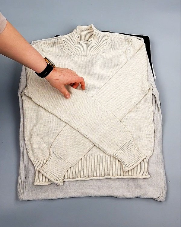 Фотография  162 - Джемпера СТОК CAN 084#7 кг, ЛОТ №7649 оптом в Петропавловске-Камчатском и Камчатском крае