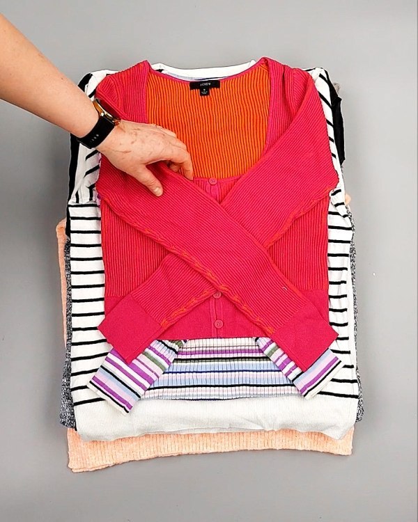 Фотография  919 - Джемпера легкие СТОК CAN 084#7 кг, ЛОТ №7635 оптом в Петропавловске-Камчатском и Камчатском крае