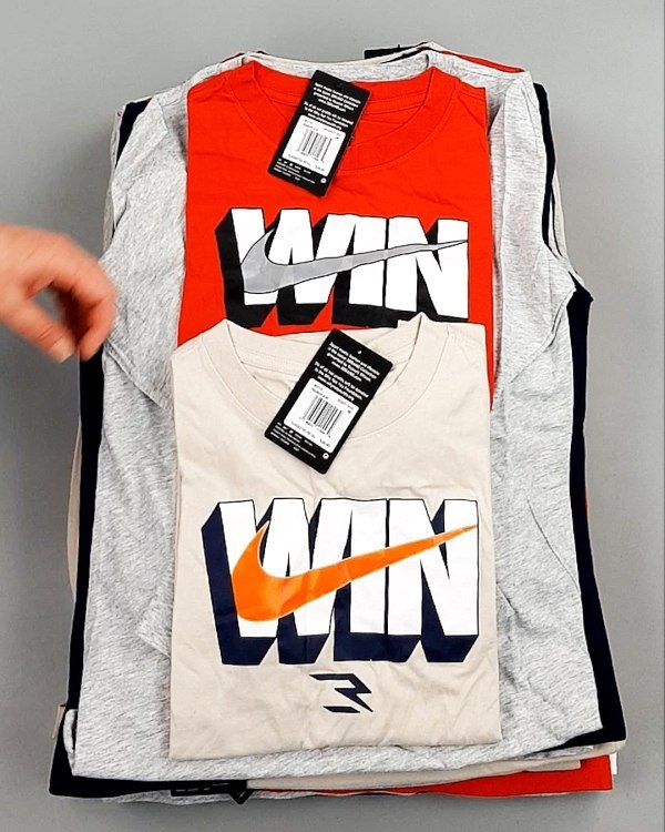 Фотография  965 - Тонковки детские NIKE CAN 084#5 кг, ЛОТ №7969 оптом в Петропавловске-Камчатском и Камчатском крае