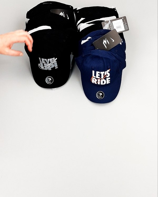 Фотография  614 - Кепки детские CAN 084#5 кг, ЛОТ №7965 оптом в Петропавловске-Камчатском и Камчатском крае