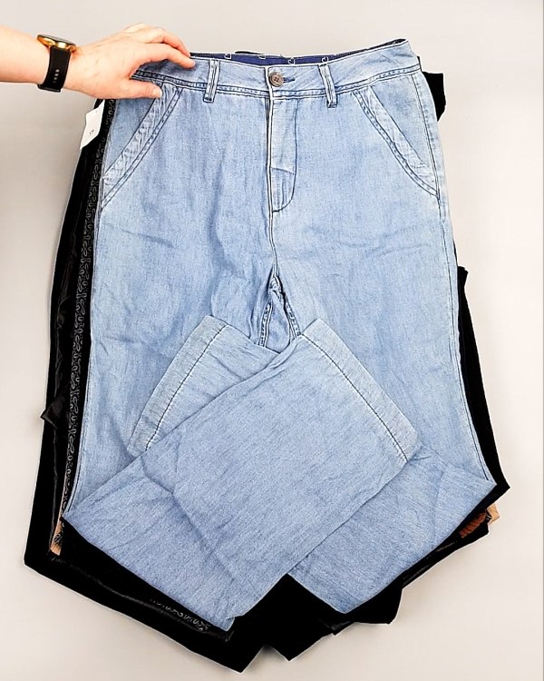 Фотография  448 - Брюки женские лето C&A 025#10 кг, ЛОТ №7894 оптом в Петропавловске-Камчатском и Камчатском крае