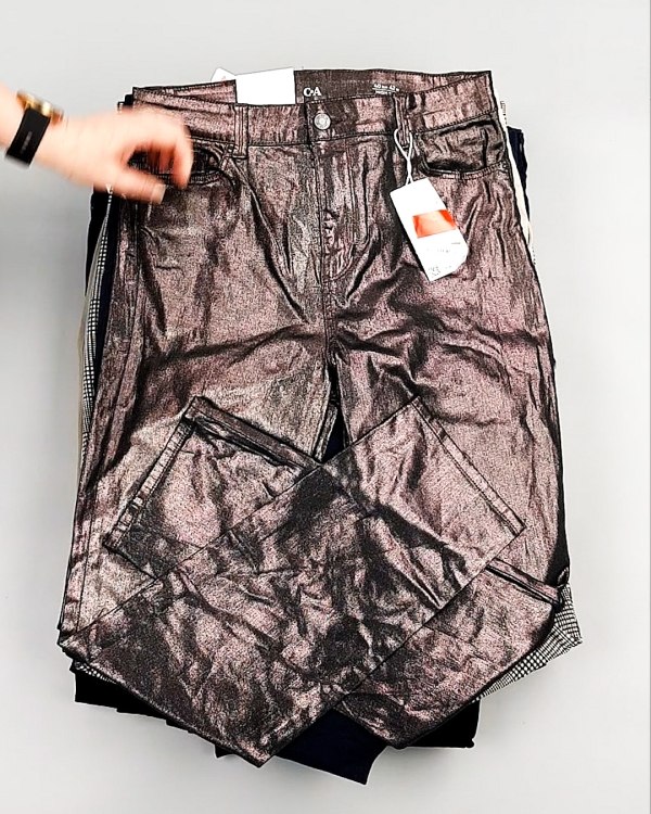 Фотография  770 - Брюки женские лето C&A 025#10 кг, ЛОТ №7895 оптом в Петропавловске-Камчатском и Камчатском крае