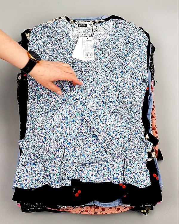 Фотография  371 - Блузки Bestseller 44#5 кг оптом в Петропавловске-Камчатском и Камчатском крае