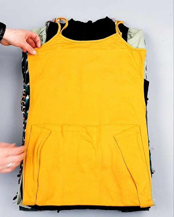 Фотография  557 - Платья Bestseller+DK Summer 035#5 кг, ЛОТ №8061 оптом в Петропавловске-Камчатском и Камчатском крае