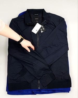 Фотография  412 - Ветровки м/ж C&A 025#10 кг, ЛОТ №7865 оптом в Петропавловске-Камчатском и Камчатском крае