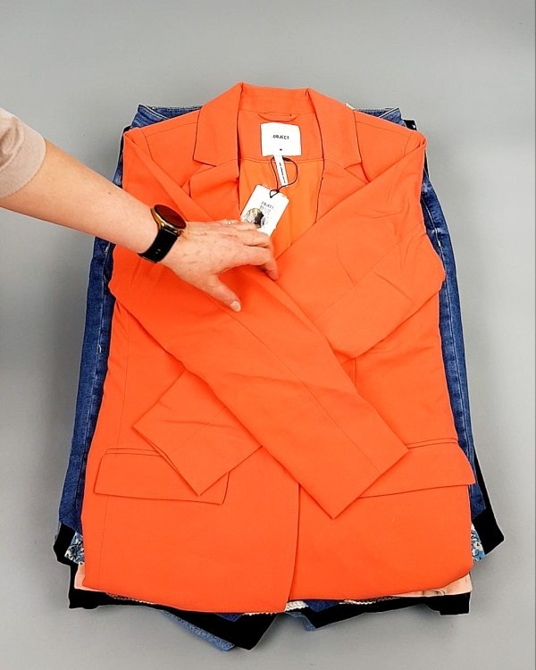 Фотография  621 - ДАНИЯ Summer mix 24#15 кг, ЛОТ №8044 оптом в Петропавловске-Камчатском и Камчатском крае