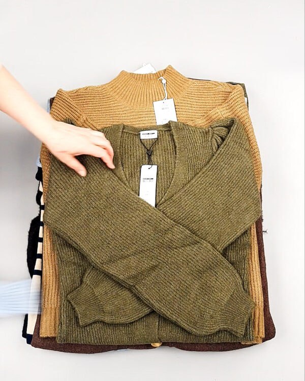 Фотография  570 - Джемпера Bestseller+DK 035#7 кг, ЛОТ №8258 оптом в Петропавловске-Камчатском и Камчатском крае