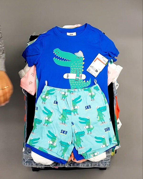 Фотография  779 - C&A детский микс 43#15,35 кг, ЛОТ №8205 оптом в Петропавловске-Камчатском и Камчатском крае