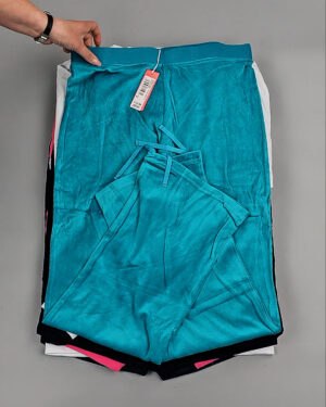 Фотография  188 - Спортивные костюмы  AD83#4 шт, ЛОТ №8637 оптом в Петропавловске-Камчатском и Камчатском крае