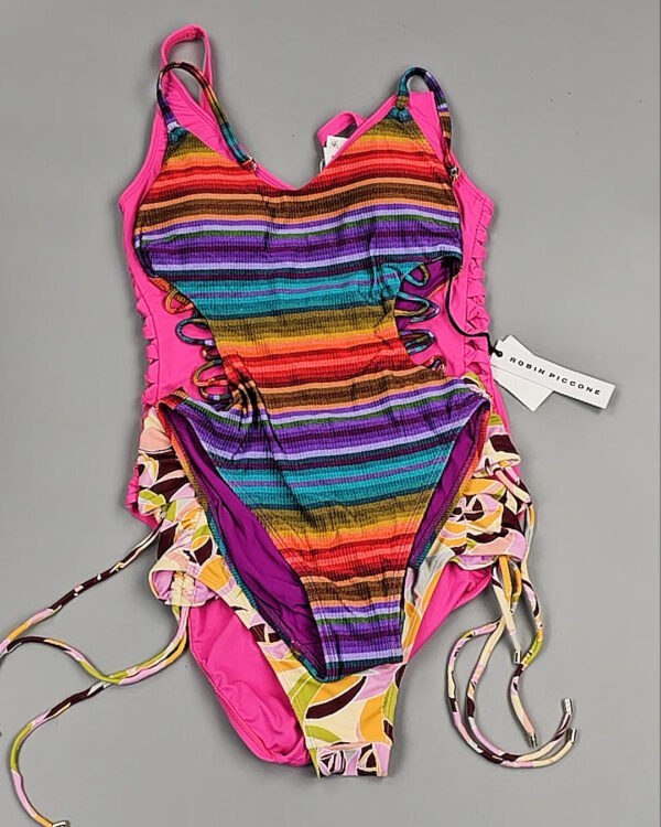 Фотография  677 - Купальники Nordstrom 124#2,5 кг, ЛОТ №8489 оптом в Петропавловске-Камчатском и Камчатском крае