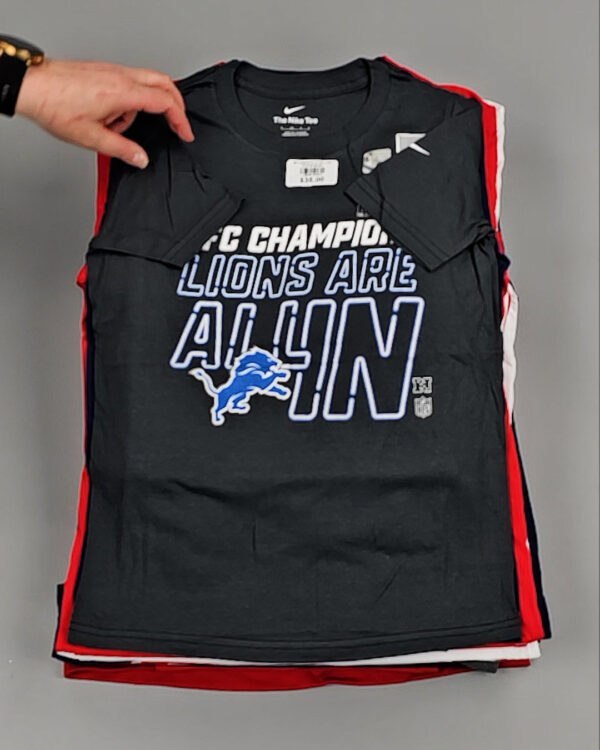 Фотография  154 - KIDS NIKE CAN 084#5 кг, ЛОТ №8502 оптом в Петропавловске-Камчатском и Камчатском крае