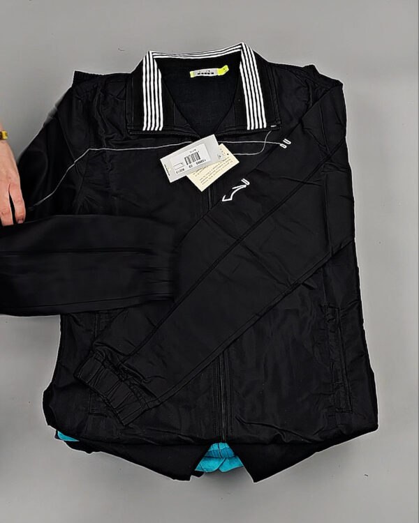 Фотография  588 - Спортивные костюмы  AD83#10 шт, ЛОТ №8641 оптом в Петропавловске-Камчатском и Камчатском крае