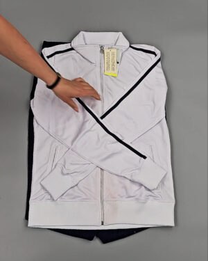 Фотография  402 - Спортивные костюмы  AD83#4 шт, ЛОТ №8637 оптом в Петропавловске-Камчатском и Камчатском крае